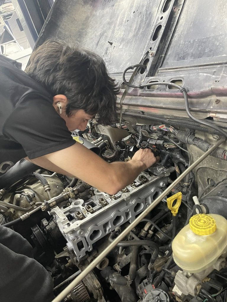 602912984 1491904696274952 5755838123392385290av3n 768x1024